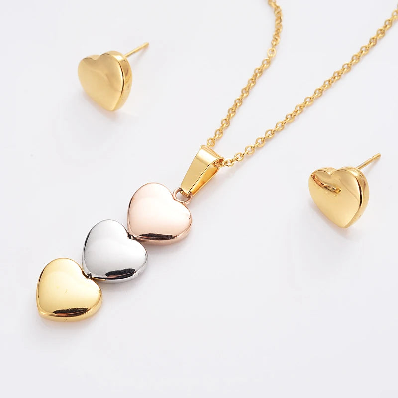 Wholesale Fashion Stainless Steel Three-colored Heart Type Amazing Earring Necklace Gifts Women Jewelry Set